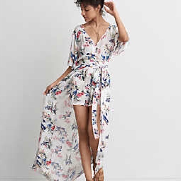 American Eagle Outfitters Dresses & Skirts - AMERICAN EAGLE OUTFITTERS KIMONO MAXI ROMPER